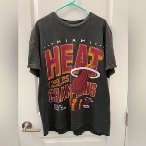 Men’s Miami Heat x Abercrombie Vintage Graphic Shirt | XL